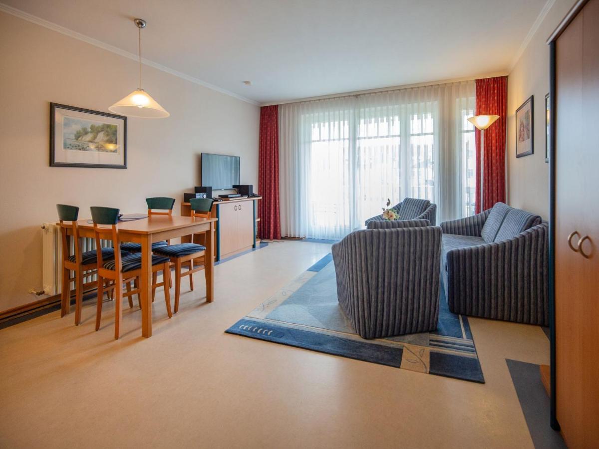 Duenenpark Binz - Klassik Ferienwohnung Mit 1 Schlafzimmer Und Balkon Im Obergeschoss 018 Esterno foto